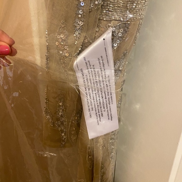 BRAND NWT MACDUGGAL GOWN - Picture 6 of 7
